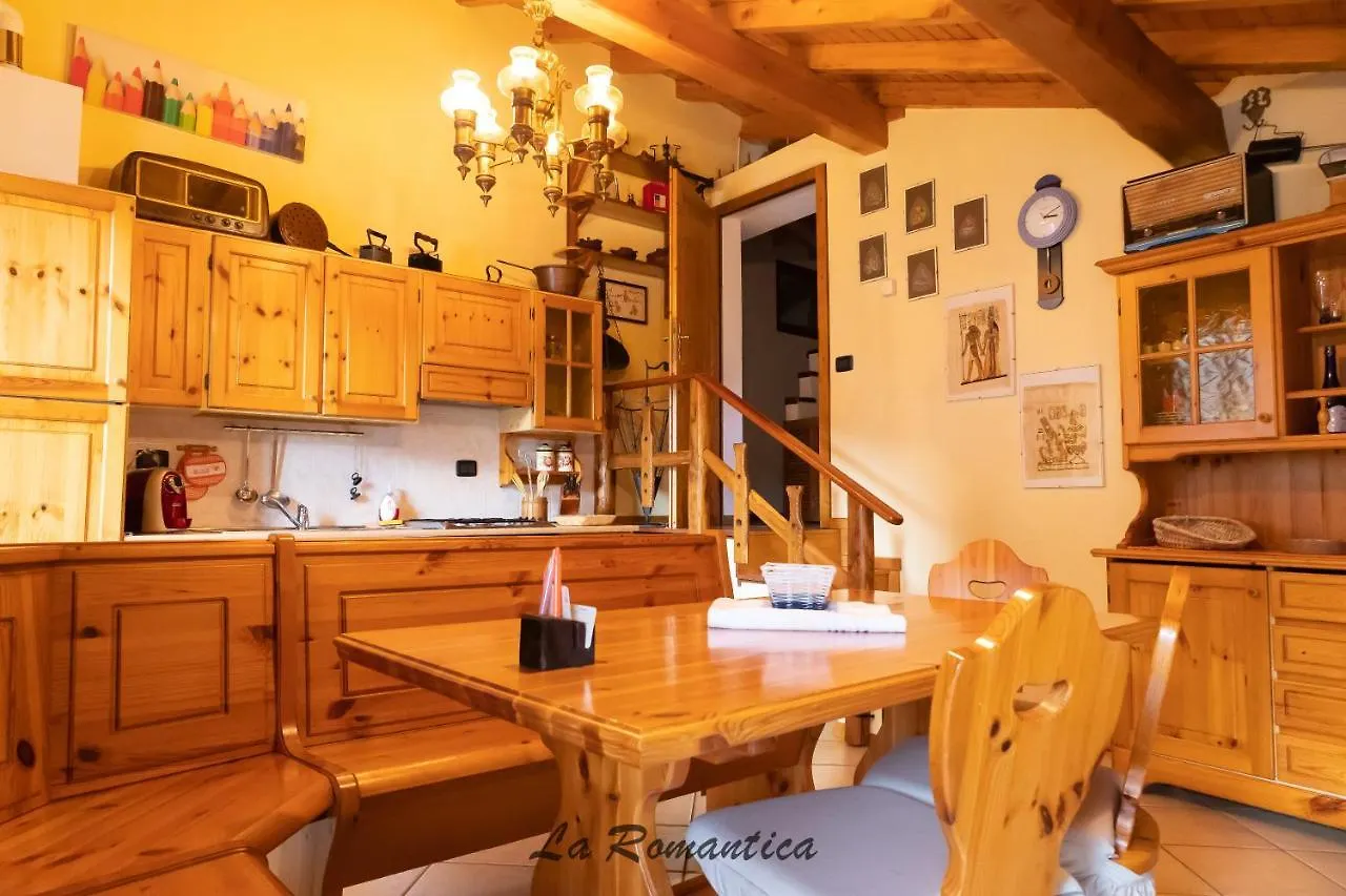 Appartamento Nella Romantica Corte - Lago Lugano Varese Apartment